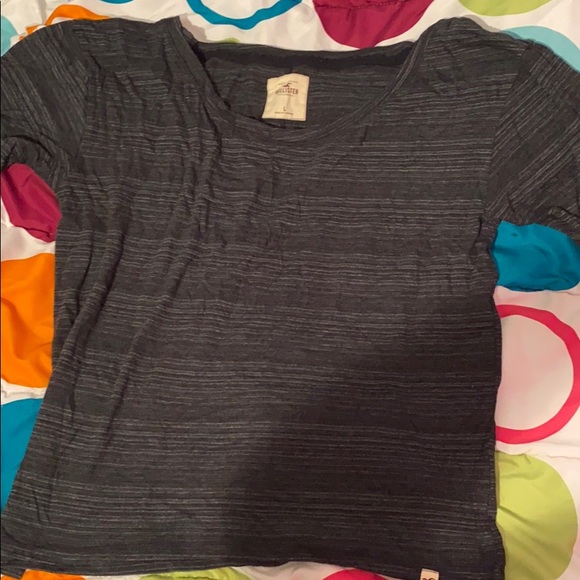 Flowy dark gray shirt (kinda cropped) - Picture 1 of 2